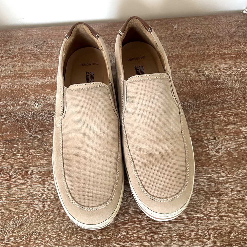 Johnston & Murphy men’s slides